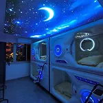 Bambu Hostel Capsules